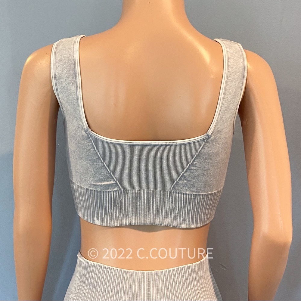 NEW FREE PEOPLE High-Rise 7/8 Good Karma 2-Pocket Leggings and Karma bra $136 - Picture 4 of 16